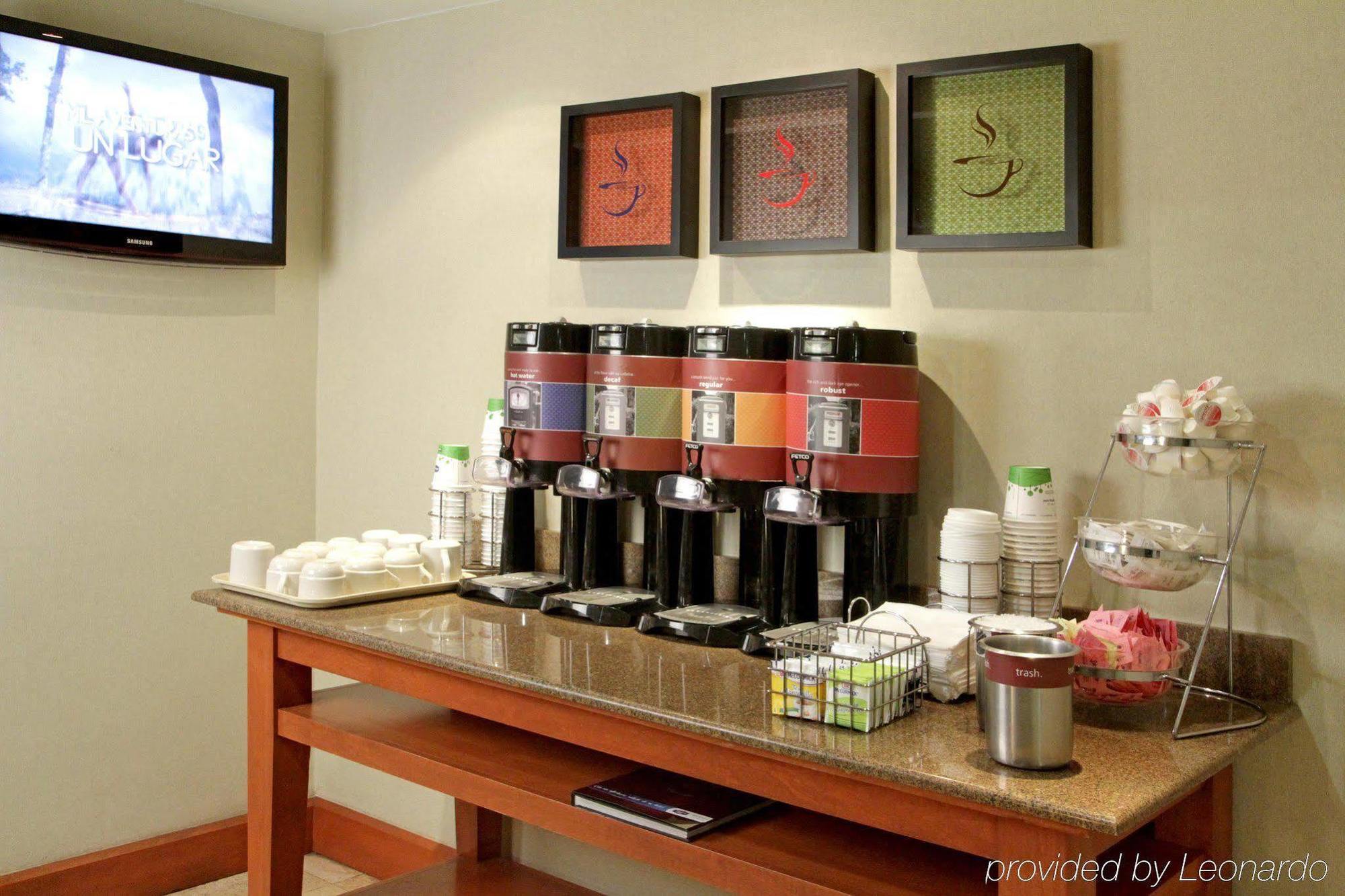 Hampton By Hilton Monterrey Galerias Obispado Exteriör bild